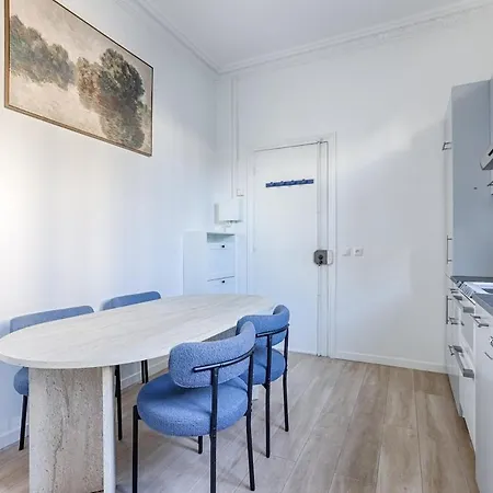 Mykeypers - Elegant With Terrace 4p - 01 * مالاكوف