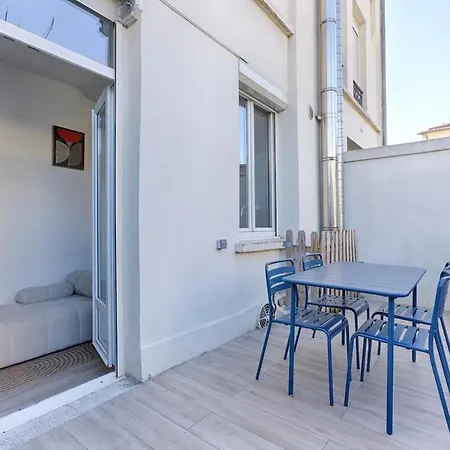 Mykeypers - Elegant With Terrace 4p - 01 * مالاكوف
